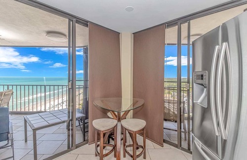 Myrtle Beach Condo | Maison Sur Mer - Oceanfront - Snowbirds Welcome-Highly Sought After