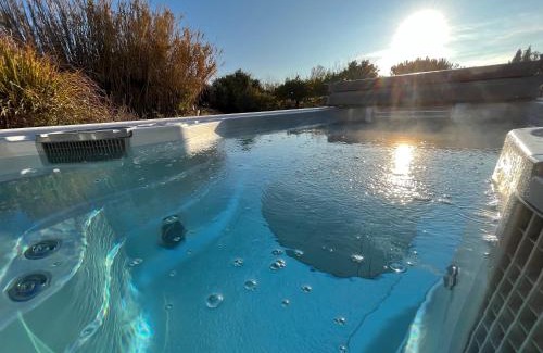 Arles Bed & Breakfast | Maison Tara verte au Mas Montredon