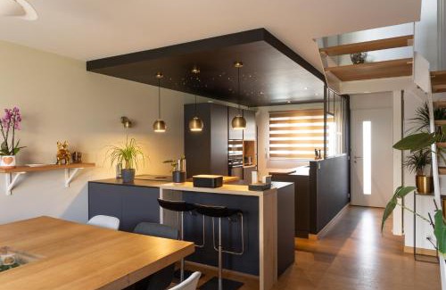 Maurepas House | Maison Trégain - Grand Jardin et Terrasse