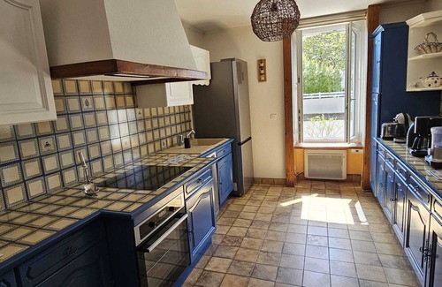 Treffiagat House | Maison typique pour 10 personnes, jardin clos et fleuri, proche plage
