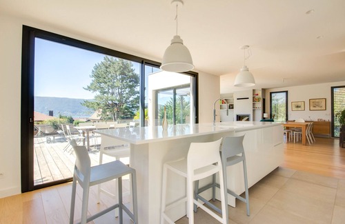 Veyrier-du-Lac House | Maison Veyrier, 150m from the lake, breathtaking view of the lake and mountains, sleeps 10