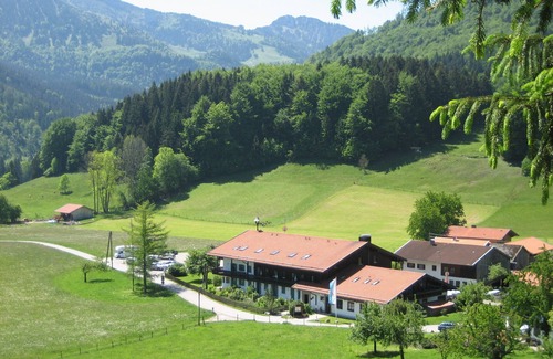Aschau im Chiemgau Apartment | Maisonette-Ferienwohnung° 56 qm extra Schlafzimmer und Balkon, App. Nr. 19