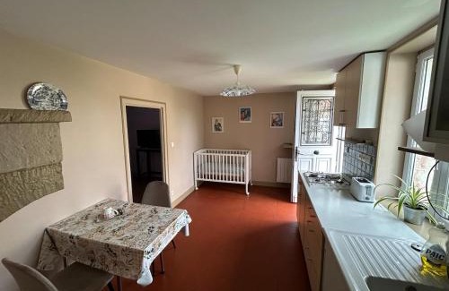 Chantenay-Saint-Imbert Apartment | Maisonnette deux couchages