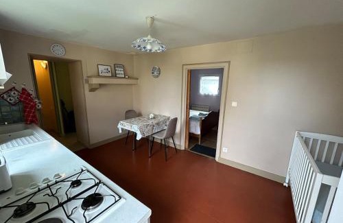 Chantenay-Saint-Imbert Apartment | Maisonnette deux couchages