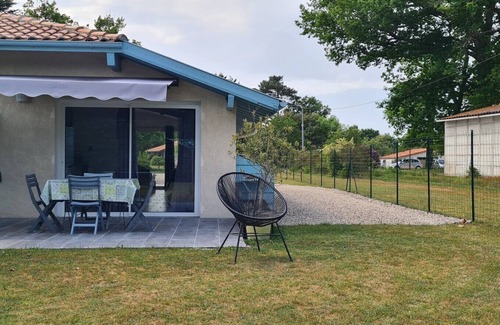 Saint-Julien-en-Born House | Maisonnette 40m2 Spacious Ideal for a moment of relaxation