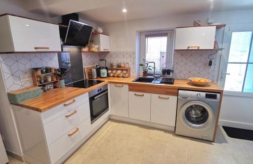 Cadenet Apartment | Maisonnette en Luberon