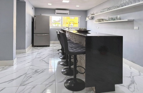 Downtown Cancun Villa | Majestic Blue Bay of Cancun - Up to 14 Pax