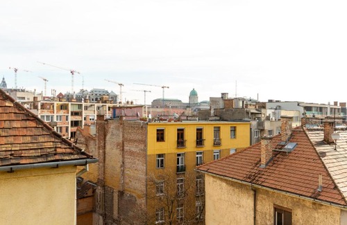 Budavar Apartment | Majestic Hideout by NW