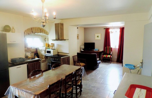 Les Assions House | Majestic holiday home in Les Assions with terrace