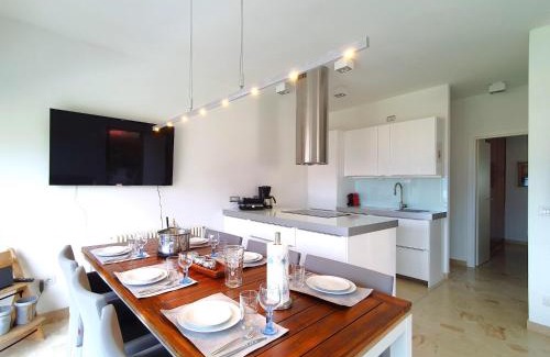 Germignaga House | Majestic holiday home with private pool