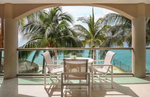 Colonia Andres Condo | Majestic Beachfront Ocean View El Cantil 2CN