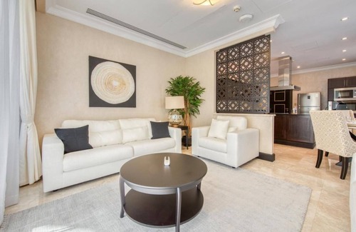 Palm Jumeirah Villa | Majestic Resort 5BR Villa w/Private Pool on The Palm
