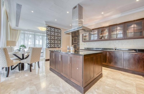 Palm Jumeirah Villa | Majestic Resort 5BR Villa w/Private Pool on The Palm