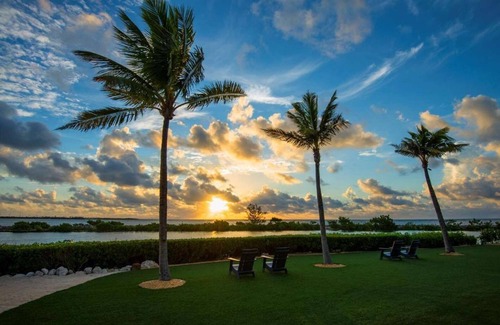 Marathon Apartment | Majestic Stay | Kayaking. Three Bedroom Private Villa