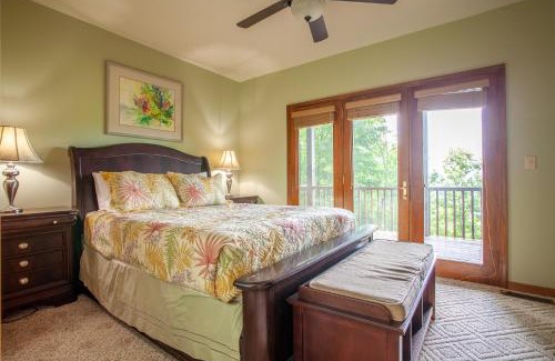 Bryson City House | Majestic View cabin in Bryson City: 4BR, lake views, sleeps 10—your perfect mountain escape!