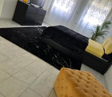 Koekelberg Apartment | majorelle
