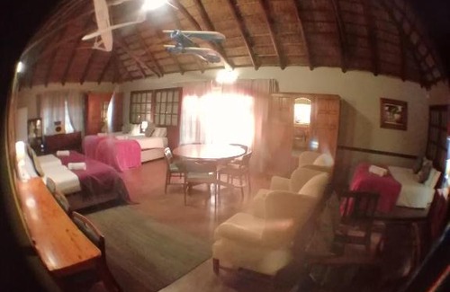 Polokwane Cabin | Makarios Lodge