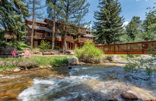 Estes Park Condo | Make your Estes Park Suite dreams come true in the Riverfront Suite.
