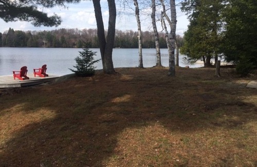 Minett Cottage | Make your Memories Waterfront Cottage