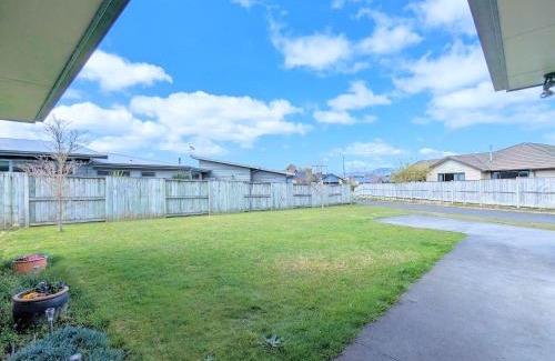 Pukehangi House | Make yourself Home