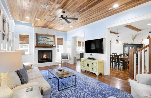 Watercolor House | Making Memories - Camp WaterColor Home With Carriage House, Beach Club