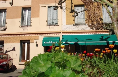 Digne-les-Bains Hotel | Making The Best Memories Along The Way! Triple Room, Free Parking!