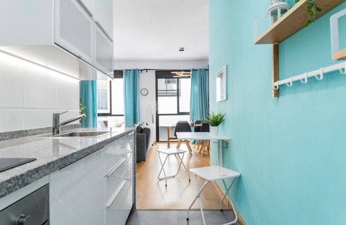 La Merced Apartment | -MalagaSunApts- Modern CityCentre Pool&Parking
