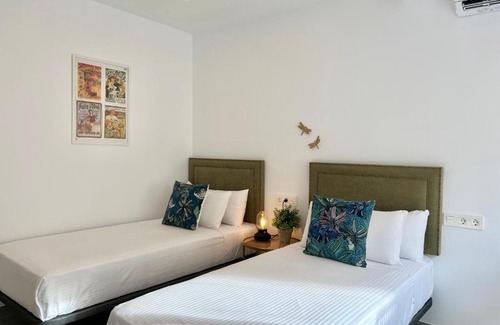 La Malagueta Apartment | Malagueta beach III & Terrace by ELE Apartments