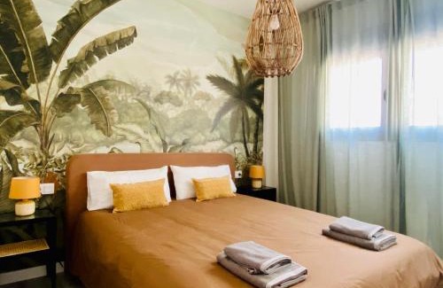 Cruz de Humilladero Apartment | Malakatua Station, Apartment with Pool-Parking
