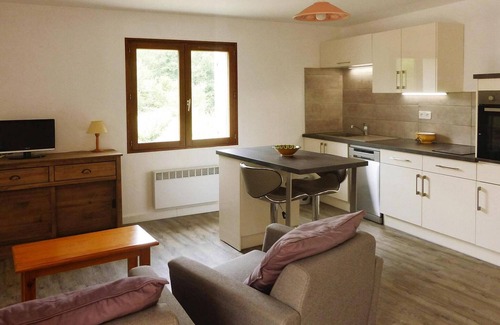 Malaucene Apartment | Malaucène Garden Apartment Stay