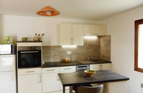 Malaucene Apartment | Malaucène Garden Apartment Stay