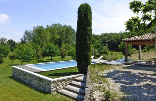 Malaucene Apartment | Malaucène Garden Apartment Stay