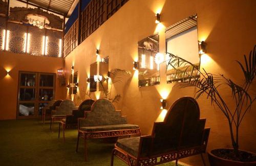 Ujjain Hotel | Malhotra Resort
