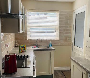 Londonderry Apartment | Malvern Apartment