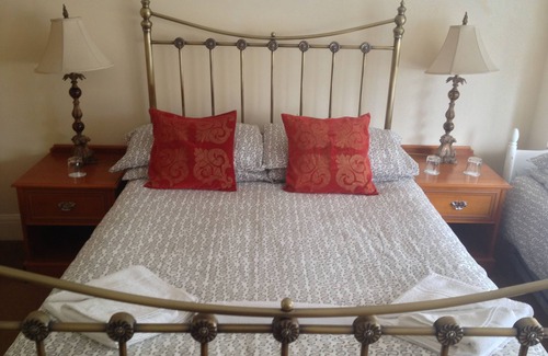 Westcliff-on-Sea House | Malvern Lodge Guest House