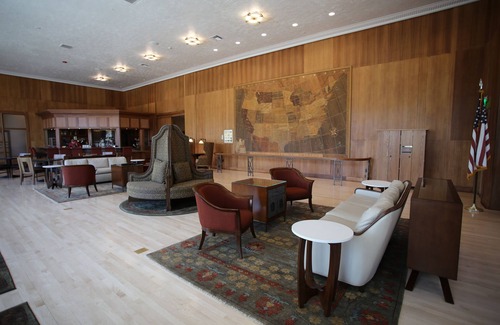 Yellowstone National Park Hotel | Mammoth Hot Springs & Cabins - Inside the Park