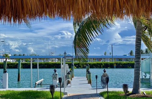 Key Colony Beach House | Manatee Bungalow - Home With a New Tike Hut and Cabana Club