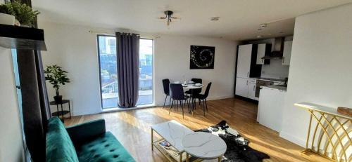 Manchester City Centre Apartment | Manchester Penthouse- 2 Bedroom