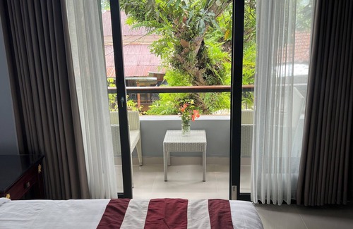 Sawan Hotel | Mandhasativa Homestay