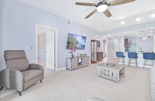 Iona Condo | Mandolin Bay First Floor Condo with Garage