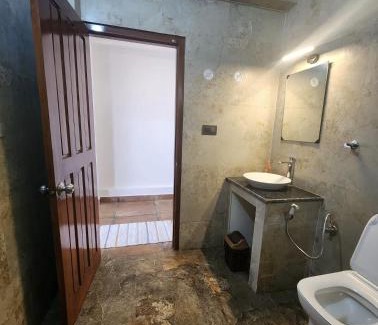 Kanatal House | Mangat Farms, Kanatal