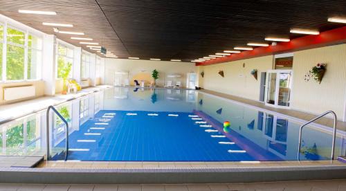 Benneckenstein Apartment | Manhattan 516 mit Schwimmbad