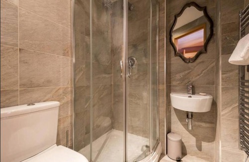 Chinatown Apartment | Manhattan Place - Liverpool City Centre