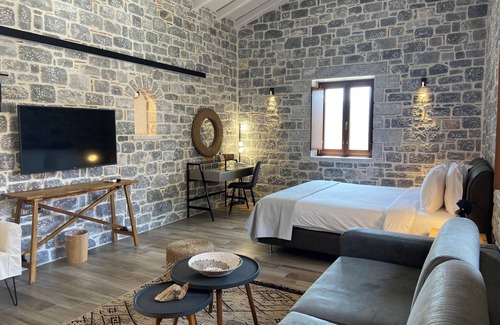 Karavostasi Hotel | Manifest Boutique Hotel