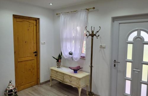 Muraszemenye Villa | Manipura