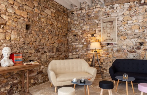 Tournon-Saint-Martin Hotel | Manoir De Pierre Levée, The Originals Collection