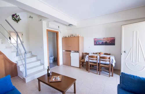 Lefktron Apartment | Manoleas Villas - Apartment 8