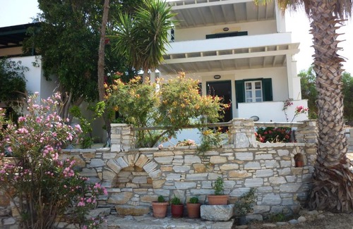 Naxos House | Manolis Farm Guest House