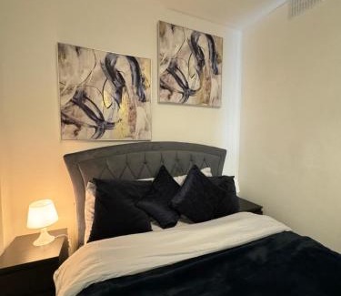 Brownswood Apartment | Manor Court