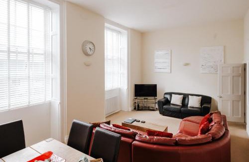 Chysauster Apartment | Manor Court